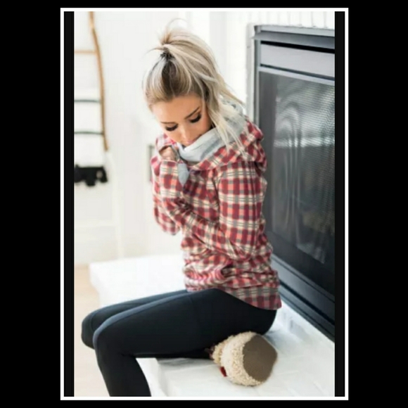 🤯HP!🤯❤Red Plaid Cowl Neck Sweater❤ - Picture 4 of 7